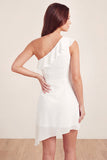 Mini vestido de graduación bodycon de tul blanco con volantes de un solo hombro