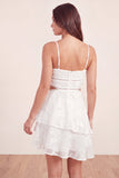 Mini vestido de graduación blanco con recorte floral en A con recorte en A