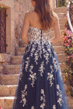 Vestido largo de baile de graduación azul marino A-Line Sweetheart floral de tul