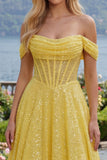 Corsé amarillo con hombros descubiertos y lentejuelas, vestido largo de graduación amarillo en línea A brillante