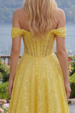 Corsé amarillo con hombros descubiertos y lentejuelas, vestido largo de graduación amarillo en línea A brillante