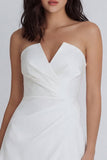 Vestido blanco blanco sin tirantes y fruncidos, tirantes en A