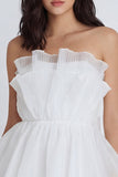 Vestido blanco plisado y plisado sin tirantes de tul A-Line con lazo