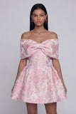 Mini vestido de bienvenida Jacquard rosa A-Line con hombros descubiertos y lazo