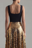 Vestido formal largo de cabello en línea A brillante, negro y dorado, cuello cuadrado