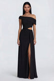 Vestido formal largo con cuello asimétrico con corte negro