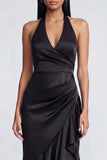 Vestido formal largo largo de sirena negra con volantes en satín de sirena