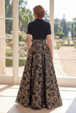 Un vestido largo Jacquard de la novia de línea con escote en V y lazo