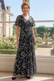 Vestido largo de tul negro con escote en V y escote en V