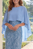 Vestido largo de madre de novia con capa azul claro brillante