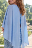 Vestido largo de madre de novia con capa azul claro brillante