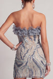 Vestido de cóctel corto corto, ajustado y ajustado de un azul polvoriento azul polvoriento