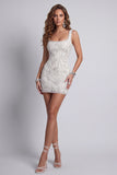 Vestido de cóctel corto, ajustado y ajustado de flores con tirantes brillantes
