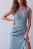 Vestido formal de manga corta con funda floral transparente gris azul