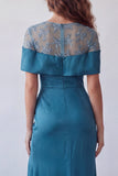 Vestido formal de sirena de satén de satén azul pavo real transparente con hombros descubiertos