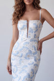 Vestido formal largo de tirantes finos con flores con tirantes finos azul claro