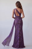 Vestido formal largo de gasa morada de un hombro Sirena con fajilla