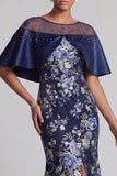 Vestido largo de Madre de la Novia con cuentas de sirena floral azul marino y capa