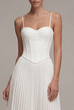 Vestido de graduación de corsé midi de tirantes blancos plisados
