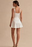 Vestido de graduación corto de cuello cuadrado blanco de cuello cuadrado A Line