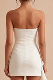 Mini vestido bodycon blanco sin tirantes y banda