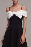 Vestido de cóctel en línea A con hombro frío en blanco y negro con lazo