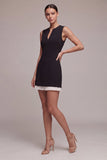 Vestido cóctel negro sencillo de escote en V ajustado con pliegues