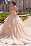 Vestido de baile de Quinceañera con volantes y con aplíquas de champán sin tirantes