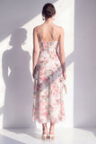 Vestido midi de flor rosa espagueti sin tirantes de gasa con volantes y abertura