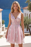 Corsé rosa escote en V con vestido floral de bienvenida a casa