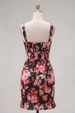 Vestido de bienvenida a casa con corsé corto y grueso de flor rosa negra con volantes