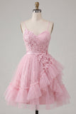 Vestido de bienvenida rosa rosa con tirantes finos y volantes