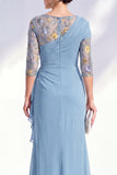 Vestido largo de madre de la novia con escote bateau de sirena verde con escote de gasa