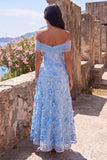 Vestido largo floral azul A-line con hombros descubiertos y apliques