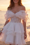 Vestido de novia corsé marfil brillante con borrotes y volantes de línea A