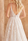 Vestido de novia con tirantes finos de marfil de encaje y marfil