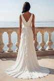 Vestido de novia de sirena con escote en V y volantes en marfil