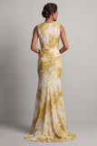 Vestido largo de sirena floral estampado amarillo de madre de la novia con fajilla