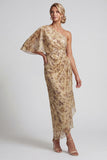 Vestido largo floral champán fruncido de madre de la novia con capa lateral