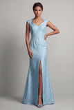 Vestido de Madre de la Novia con manga de sirena azul y abertura
