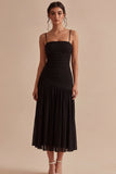 Vestido formal midi de tirantes finos con línea A y negro