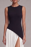 Vestido formal de cuello redondo en blanco y negro, de funda larga y abertura