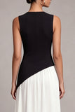 Vestido formal de cuello redondo en blanco y negro, de funda larga y abertura