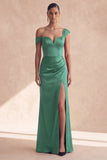 Vestido formal de sirena burdeos descubierto con abertura