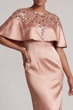 Vestido de Madre de la Novia de sirena burdeos con cuello redondo y capa