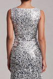 Vestido midi de Madre de la Novia asimétrico de cuello redondo de sirena verde brillante con lentejuelas