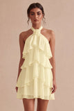 Vestido blanco floral de chiffon con escote halter en línea A y volantes