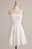 Vestido blanco pequeño blanco sin tirantes floral con volantes