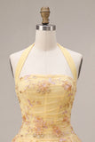 Vestido de bienvenida a casa, con escote amarillo y escote halter, bordado con flores