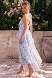 Vestido midi de chiffon azul con escote húlter y filetes